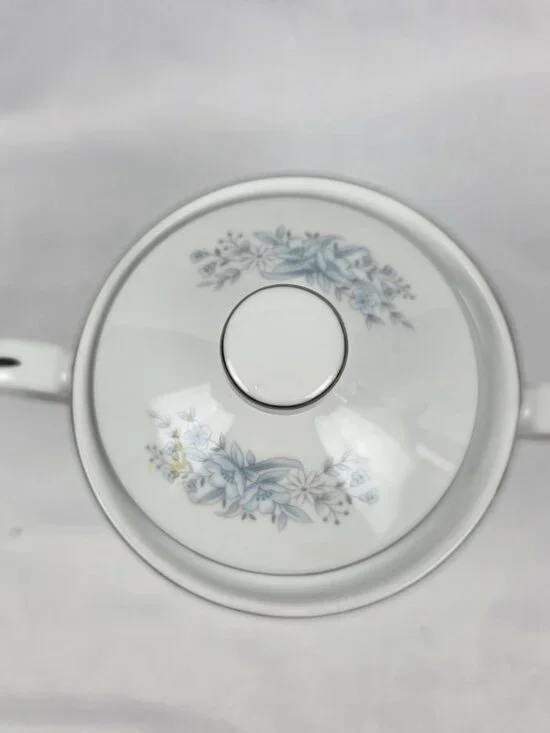 Mikasa Dresden Rose Sugar Bowl & Lid White with Blue and Pink Flowers on Rim - Picture 2 of 13